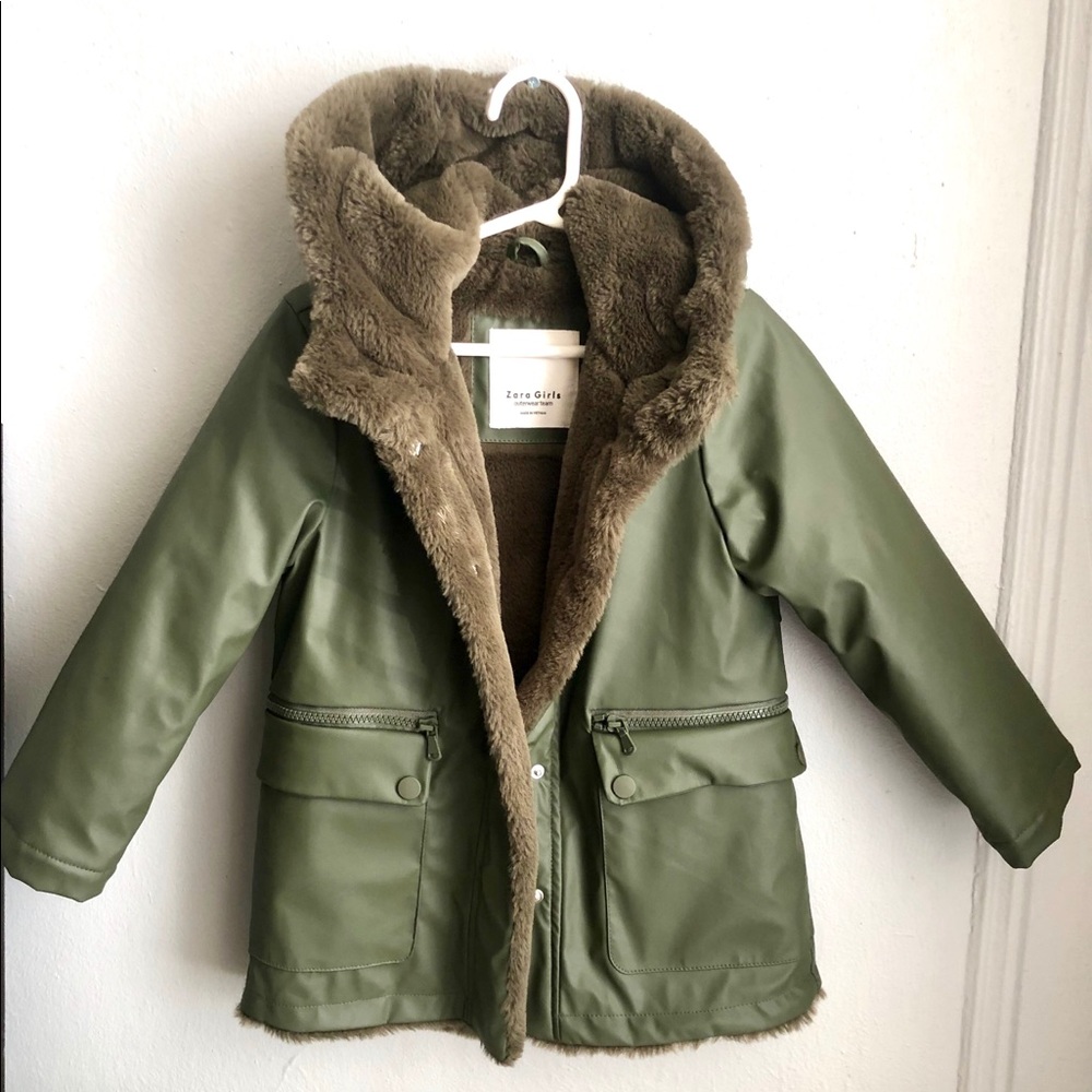 Rain coat